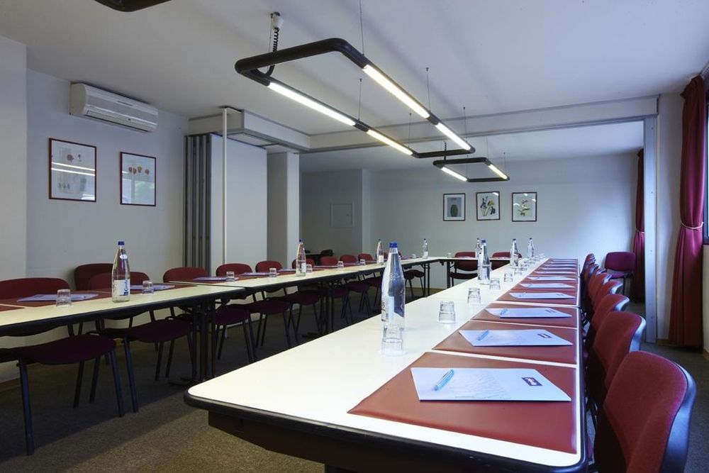 Kyriad Strasbourg Hotel 3*